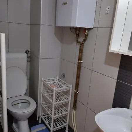 Stan Na Dan Ljubica شقة